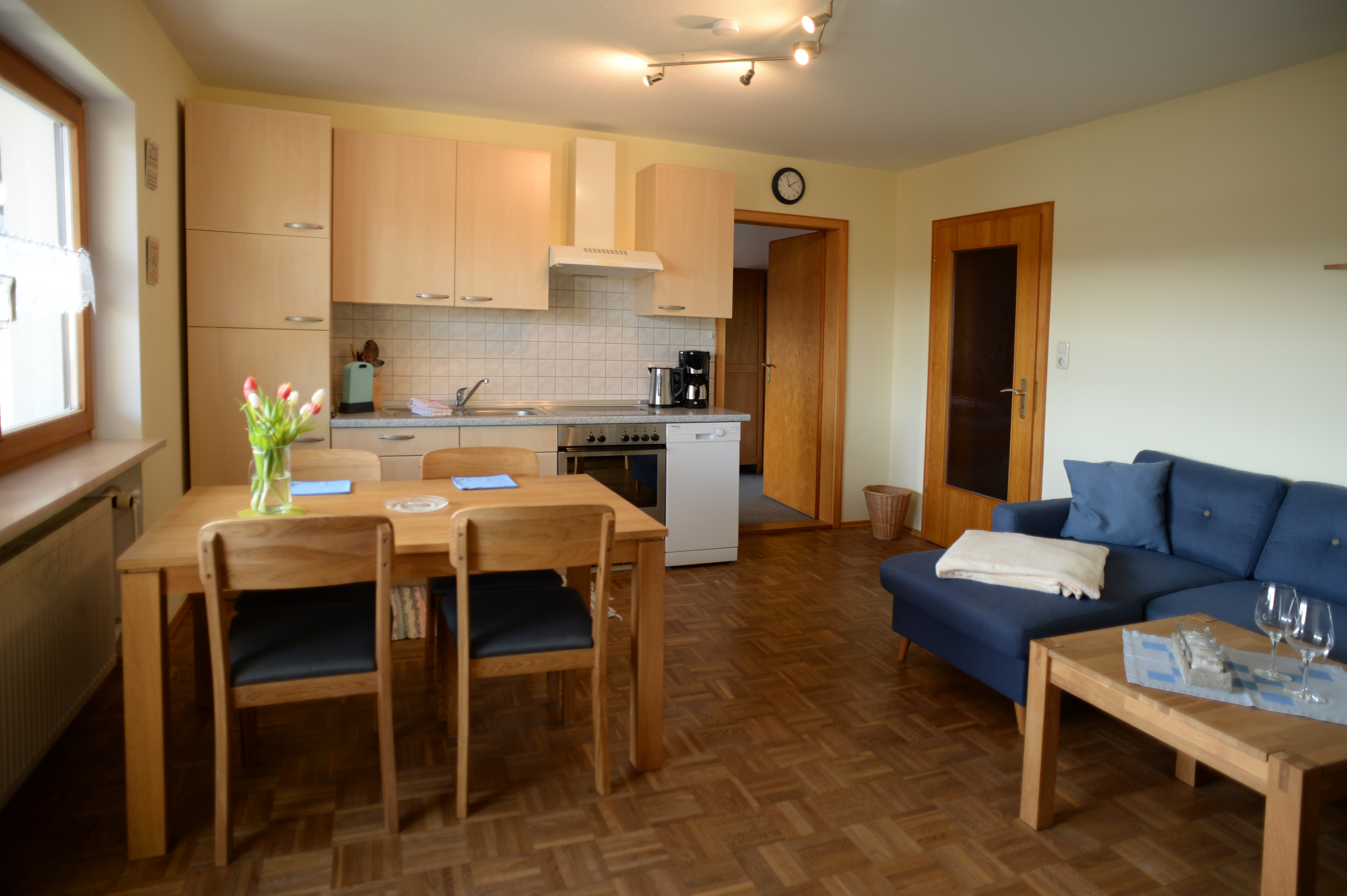 FeWo2 Kueche und Esszimemr